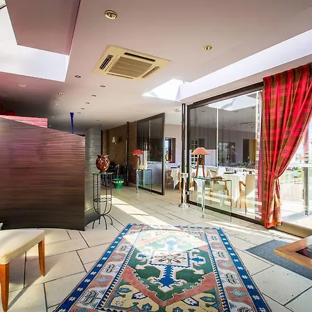 Le Relais Hotell